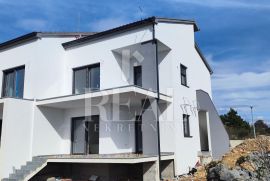 Vodice stan 2S+DB 70,44 m2, Vodice, Appartement