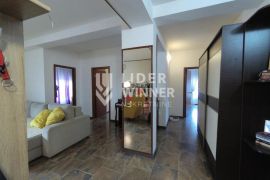 Stan na top lokaciji ID#127838, Rakovica, Appartment