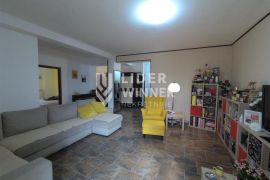 Stan na top lokaciji ID#127838, Rakovica, Appartment