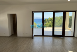 Otok Krk, grad Krk apartman na 1.katu, prvi red do mora, Krk, Daire