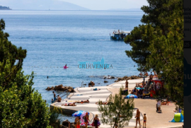 EKSKLUZIVA Grad Krk - samostojeća kuća 1. red do mora, Krk, Ev