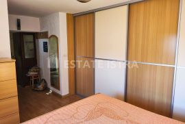 Kuća u Šikićima pored Pule, 90 m2, 78 m2 okućnice, Pula, Kuća