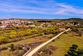 ISTRA, BALE - Kamena kuća na jedinstvenoj lokaciji, Bale, House