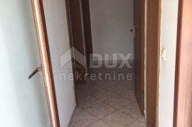 ISTRA, PREMANTURA Apartman s terasom 500 metara od mora!, Medulin, Appartement