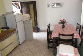 ISTRA, PREMANTURA Apartman s terasom 500 metara od mora!, Medulin, Appartement