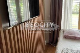 Voždovac, Dušanovac, Vojislava Nanovića, 3.0, 75m2, Voždovac, Appartement