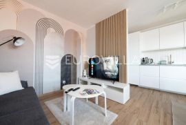 Zagreb, Donja Dubrava, prekrasan trosoban stan NKP 61 m2 + PM, Zagreb, Appartamento