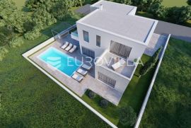 Istra, Poreč, luksuzna vila sa bazenom, 240 m2, roh-bau, Poreč, Haus