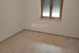 OTOK PAG, POVLJANA - 3s+db stan u novogradnji PRVI RED DO MORA, Povljana, Appartment