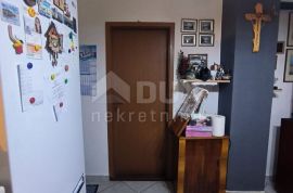 ISTRA, BANJOLE Stan s 4 sobe i pogledom na more!, Medulin, Appartment