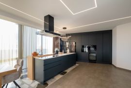 OPATIJA - jedinstven penthouse na dvije etaže u luksuznoj novogradnji, Opatija, Flat