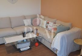 POREČ-stan na prvom katu, 2S+DB, 800 m od mora, Poreč, Appartment