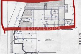 Prodaje se vrhunski poslovni prostor površine 1400 m2 u Puli, Pula, Commercial property