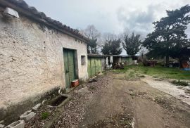 ISTRA,VALTURA - Kuća za adaptaciju, Ližnjan, Maison