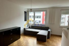 Bleiweisova najam stana-700 eur, Zagreb, Apartamento