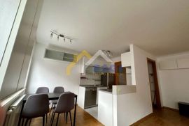 Bleiweisova najam stana-700 eur, Zagreb, Apartamento