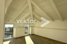 Podmurvice, penthouse s pogledom na more, Rijeka, Appartamento