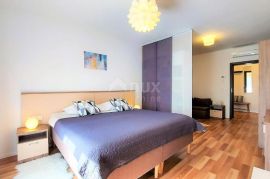 ISTRA, BALE - Moderna obiteljska apartmanska vila, Bale, Дом