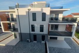 ŠIBENIK, VODICE - Predivan penthouse S8 pokraj mora, Vodice, شقة