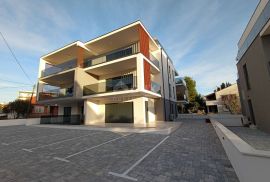 ŠIBENIK, VODICE - Predivan penthouse S8 pokraj mora, Vodice, شقة