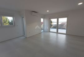 ŠIBENIK, VODICE - Predivan penthouse S8 pokraj mora, Vodice, شقة