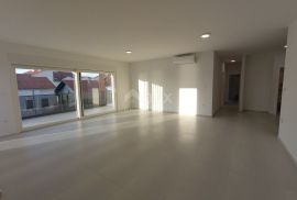 ŠIBENIK, VODICE - Predivan penthouse S7 pokraj mora, Vodice, Appartement