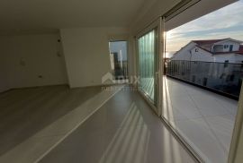 ŠIBENIK, VODICE - Predivan penthouse S7 pokraj mora, Vodice, Appartement