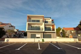 ŠIBENIK, VODICE - Predivan penthouse u novogradnji 1. red do mora, Vodice, Flat