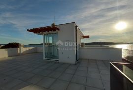 ŠIBENIK, VODICE - Predivan penthouse u novogradnji 1. red do mora, Vodice, Flat