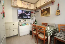 Dvosobni stan na Vojaku s garsonijerom, Rijeka, Appartement