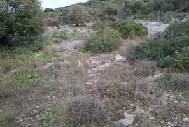 Otok Lošinj, Ćunski, građevinski teren 630 m2 na lijepoj lokaciji, Mali Lošinj, Terreno