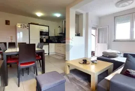 Zagreb, Blato, sunčani četverosoban stan 109 m2 s vrtom, Zagreb, Appartment