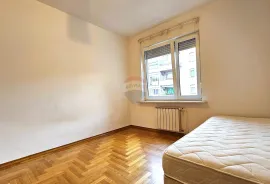 Zagreb, Trešnjevka, dvosoban stan, parking, lift, balkon, Zagreb, Wohnung