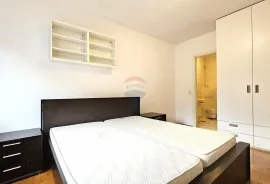 Zagreb, Trešnjevka, dvosoban stan, parking, lift, balkon, Zagreb, Wohnung