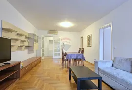 Zagreb, Trešnjevka, dvosoban stan, parking, lift, balkon, Zagreb, Wohnung