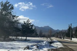 TRNOVAC GRAĐEVINSLO ZEMLJIŠTE UZ ŠUMU, Gospić - Okolica, Land