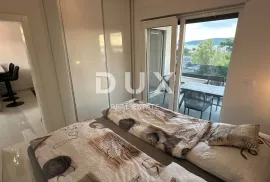 SPLIT, KAŠTEL GOMILICA - Vrhunski penthouse s prekrasnim pogledom na more!, Kaštela, Διαμέρισμα