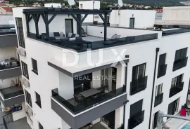 SPLIT, KAŠTEL GOMILICA - Vrhunski penthouse s prekrasnim pogledom na more!, Kaštela, Διαμέρισμα