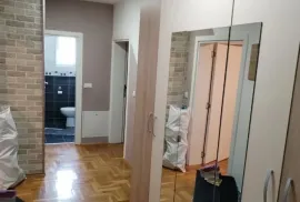 Prodajem stan Beograd-Bolec 91m2, Grocka, Apartamento