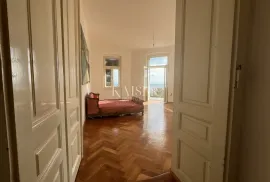 Opatija - stan 103m2, u neposrendoj blizini mora, Opatija, Flat