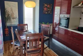 Hreljin, kuća s dva stana, površine 130m2, Bakar, Haus