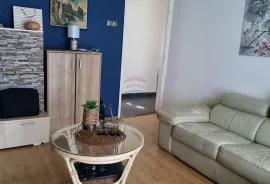 Hreljin, kuća s dva stana, površine 130m2, Bakar, Haus