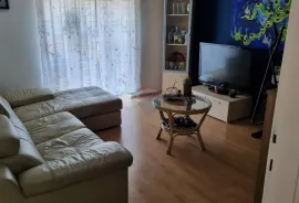 Hreljin, kuća s dva stana, površine 130m2, Bakar, Haus