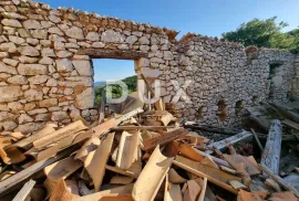 ISTRA, RABAC - Ruševna kuća s pogledom na more, Labin, Casa