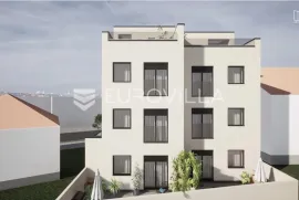 Osijek, Retfala, luksuzna troetažna vila u centru Retfale, br.1/B lijeva, NKP 161,50 m2, Osijek, Kuća