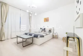 Zagreb, Kvaternikov trg, novouređen stan za najam NKP 65 m2, Zagreb, Appartment