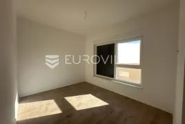 Medulin, novogradnja, svijetli trosoban stan NKP 53 m2 na 1. katu, odličnoj  poziciji, Medulin, Appartment