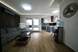 Zadar, Bili brig luksuzno opremljen trosobni i jednosobni stan s teretanom i spa centrom NKP 241 m2, Zadar, Appartment