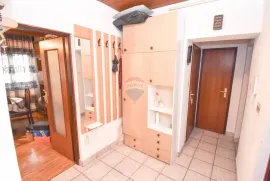 Zagreb, Dubrava, stan 56 m2 u Trnovčici, Zagreb, Wohnung