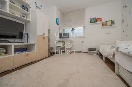 Gornji Bukovac, Namješten četverosobni stan na drugom katu - 155m2, Appartement